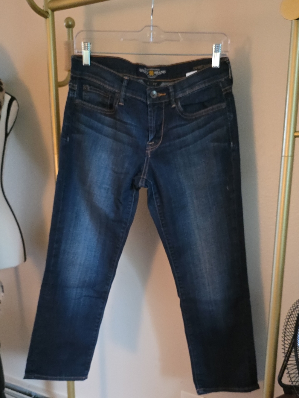 Lucky Brand Sweet n Crop Capris Jeans Size 4 /27
